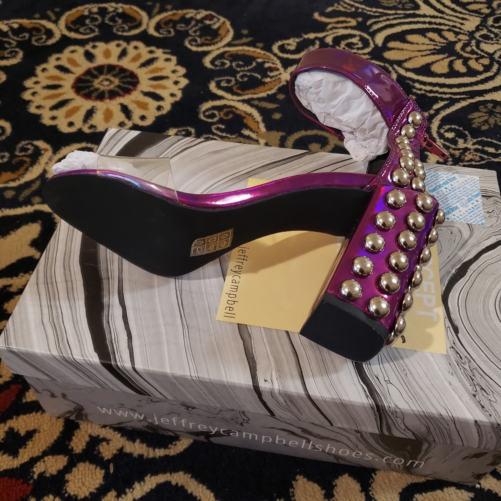 Sandals - Picture 3 of 3